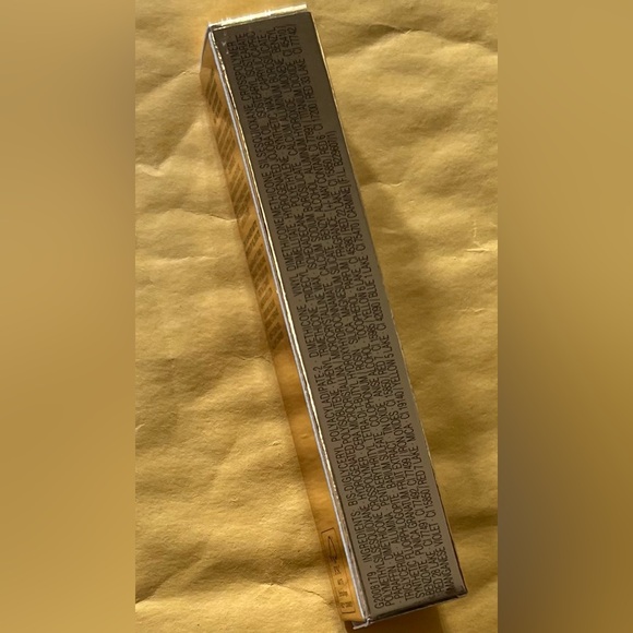 Yves Saint Laurent Rouge Pur
Couture Sheer Matte
Lipstick -Orange Provoc… - Picture 7 of 11